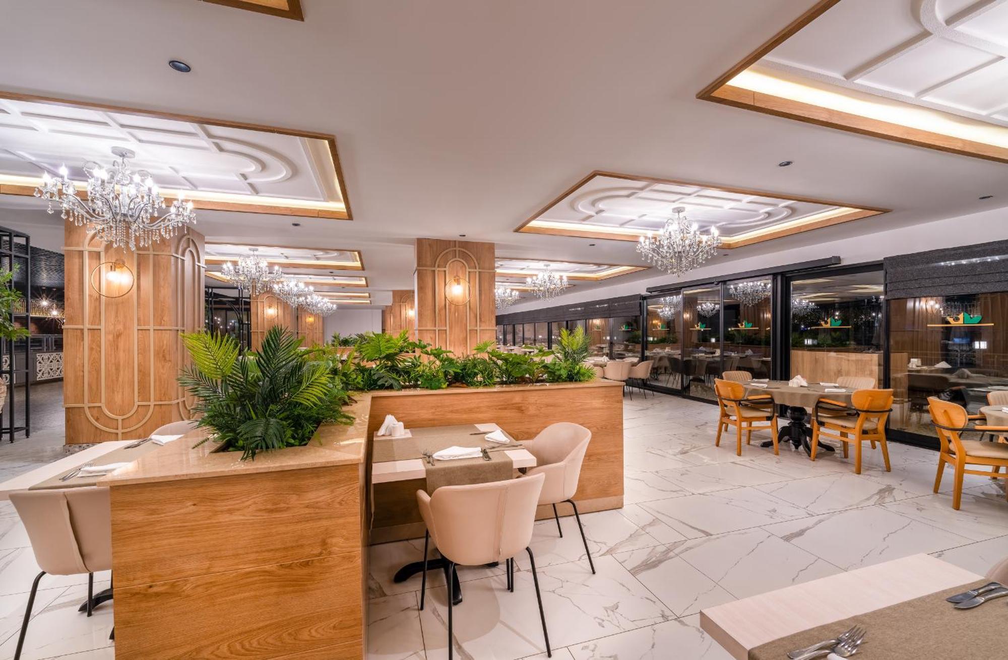 Royal Garden Beach Hotel Конакли Екстер'єр фото