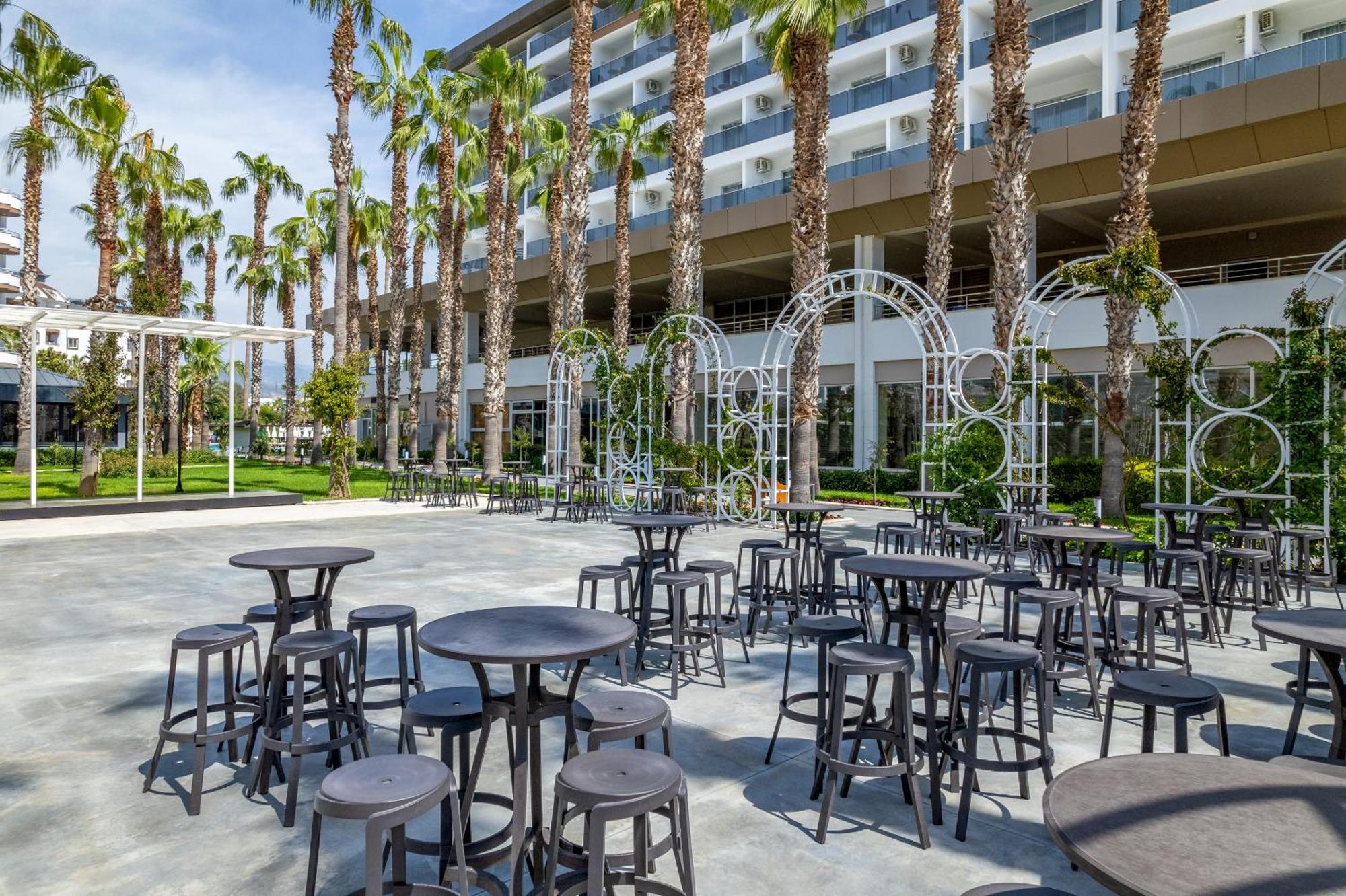 Royal Garden Beach Hotel Конакли Екстер'єр фото